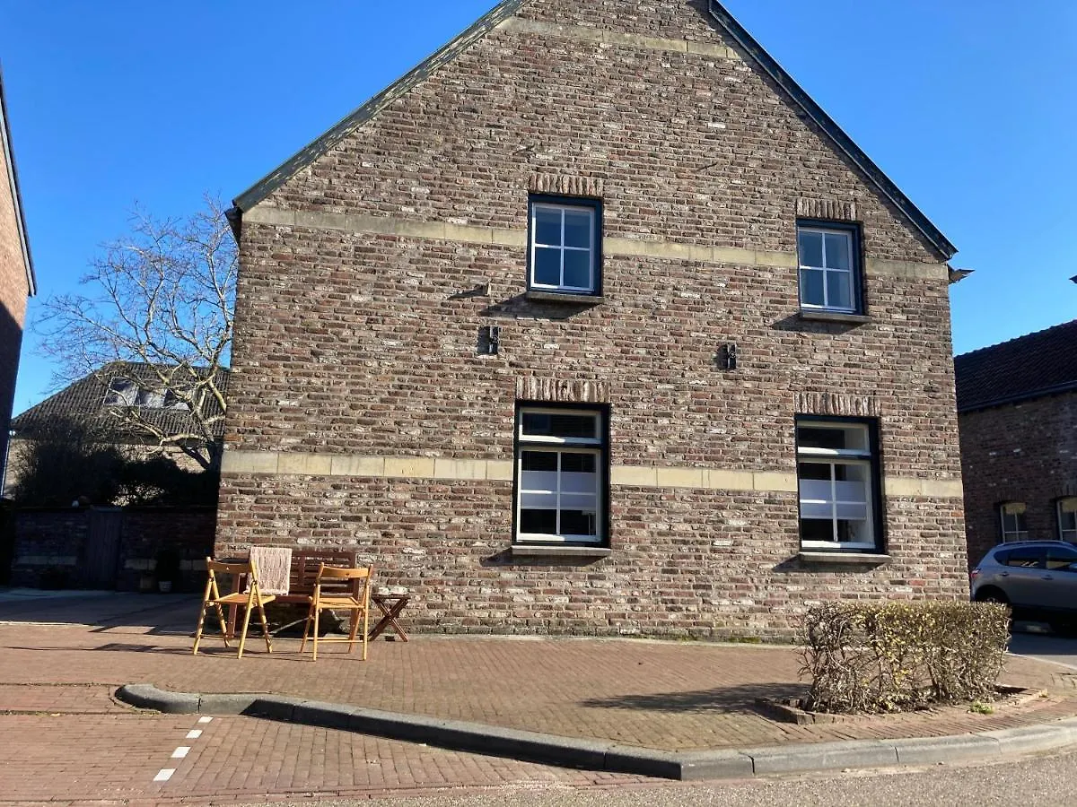 Huize Bronsgroen - vakantiehuis voor 2-6 pers in Limburgse Heuvelland Cadier en Keer